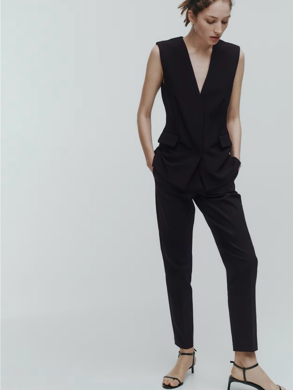H&M Tailored Tapered Trouser Pants in Black Size 4